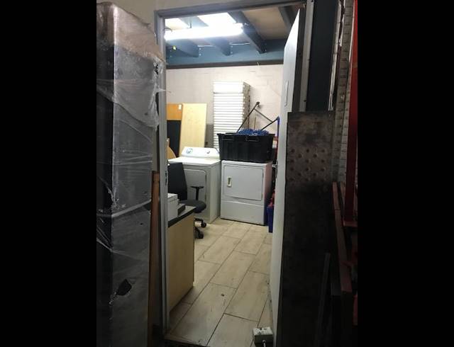 892M² WAREHOUSE TO LET IN DURBAN CENTRAL
